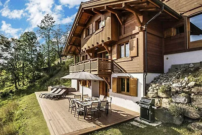 Chalet in den Alpen mit Spa und Panoramablick
