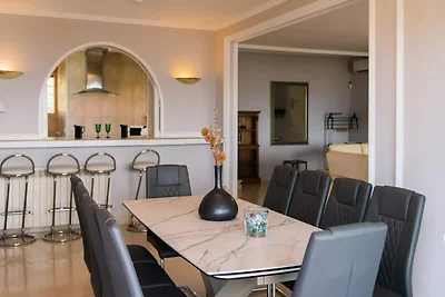 Villa in Roses mit Gemeinschaftspool Bliss