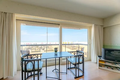 Geräumige, angenehme Wohnung direkt am Meer