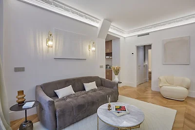 Subliem en nieuw appartement Matignon St...