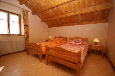 Spaziosa casa vacanze vicino alla foresta