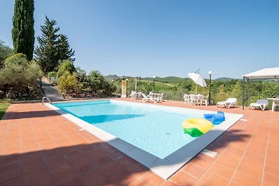 Sonnenverwöhntes Ferienhaus mit Garten