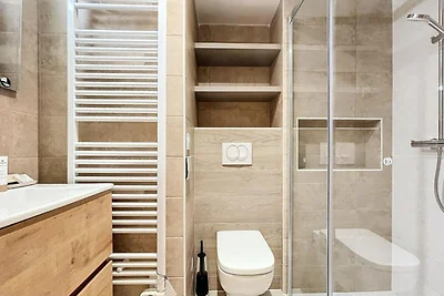 Cedrela-Wohnung-5/7 Personen-Station Zentrum