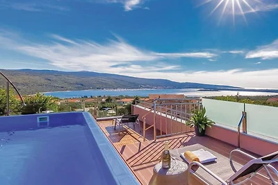 Villa in Kornić mit Schwimmbecken