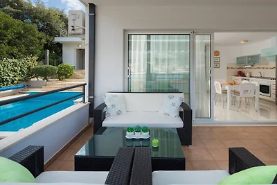 Villa mit 4 Schlafzimmer