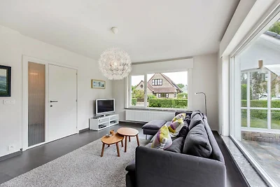 Schöne Villa in Koksijde in ruhiger Lage