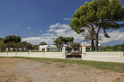 Can Cam – Malerische Villa mit Meerblick