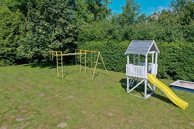 Komfortable Ferienvilla mit Terrasse und...