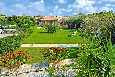Ferienhaus in Porto Pollo mit Garten