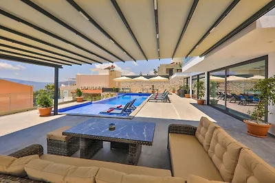 Villa in Kalkan met zwembad