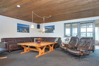 10 Personen Ferienhaus in Harboøre-By Traum