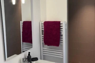 Haus in Lacoste mit Blick auf Luberon