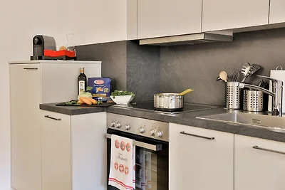 Elegante appartamento a Inzing con terrazza