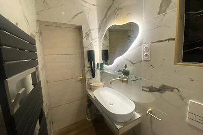 Romantische Wohnung an der Corrèze