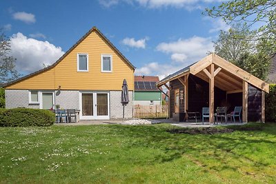 Schönes Ferienhaus mit Waschmaschine, in eine...