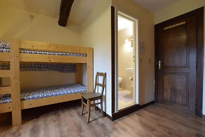 Piacevole casa vacanze con barbeque a Hotton