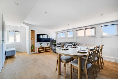 Ruim appartement 2CH/6P -...