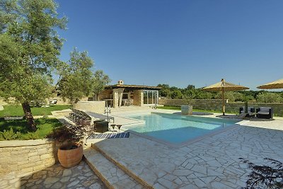 Charmante Villa mit beheiztem Pool bei Rovinj