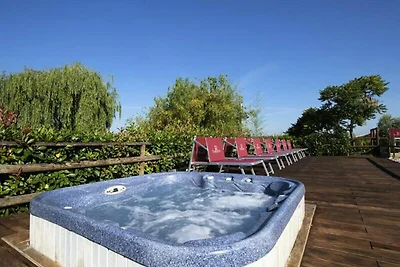 Wohnung in Montespertoli mit Pool