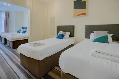 Superior Family Of 5 Room