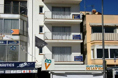 Appartement in Estartit vlakbij het strand