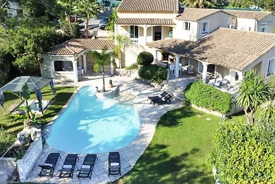 Villa in Cannes mit beheiztem Pool und...