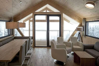 Schönes Chalet mit Balkonen