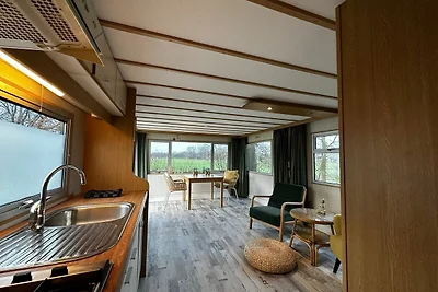 Komfortables Chalet auf ruhigem Campingplatz ...