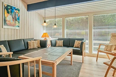 8 Personen Ferienhaus in Nexø