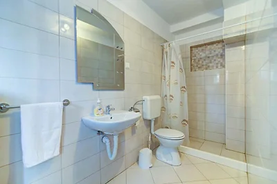 Apartment in Senj Lika-Karlovac mit Terrasse