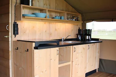 Luxus-Glamping an den friesischen Gewässern