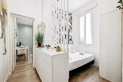 Wohnung in Antibes nahe Gravette Strand