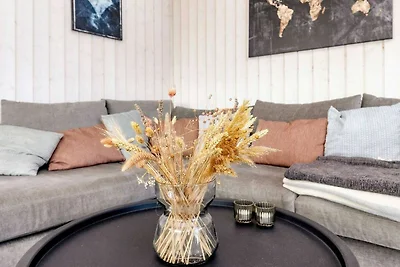 4 Sterne Ferienhaus in Væggerløse-By Traum