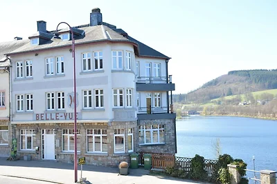 Villa in Vielsalm mit Innenpool