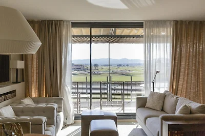 Appartement bij Golfbaan met Zwembad