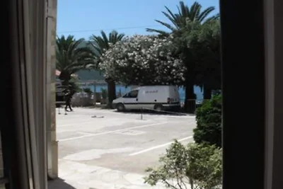 One Bedroom Apartment With Sea View (Zefir)