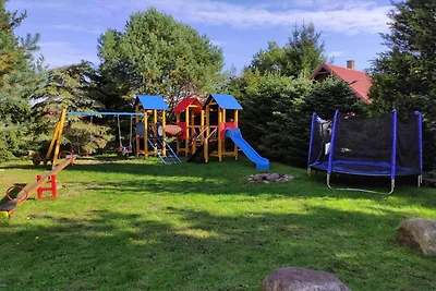 Ferienhaus mit Kamin und großer Terrasse