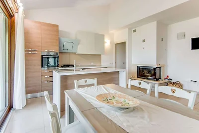 Modernes Ferienhaus mit privatem Pool