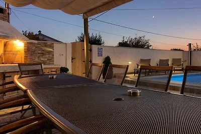 Dvori mit privaten Pool