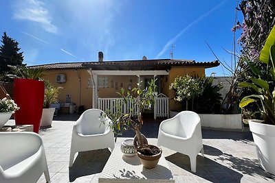 Lovely villa in Castellammare del Golfo with ...