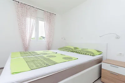 Apartments and Room Ljubica i Branko - Two be...