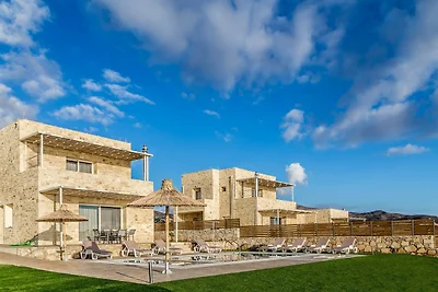 Villa a Triopetra con Piscina & Vista