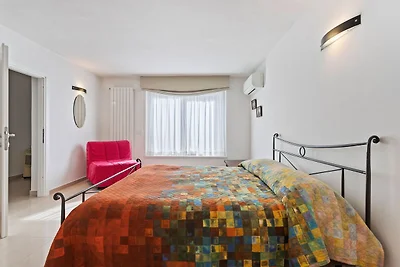 Villa a Barassovicino al centro
