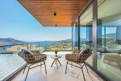 Villa a Kalkan con piscina