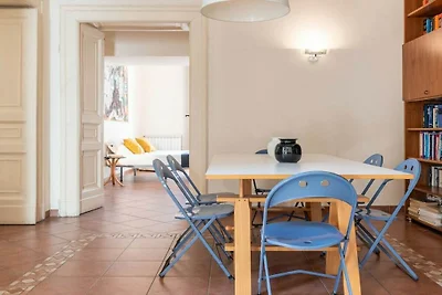 Apartamento en Nápoles con parking