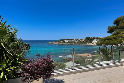 Luxury Seafront Villa with 2 Private Pools