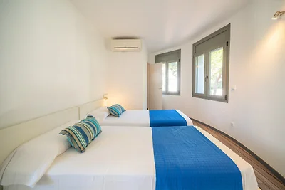 Geräumige Villa am Meer in L'Escala