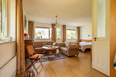 Komfortable Wohnung mit französischem Balkon