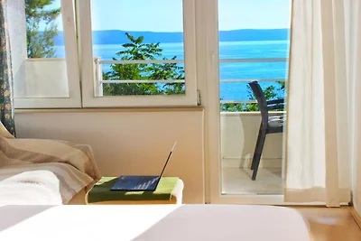 Villa Maslina-Olive two bedroom apartment wit...