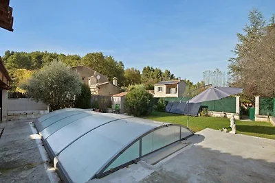 Villa con piscina e spa nel Luberon